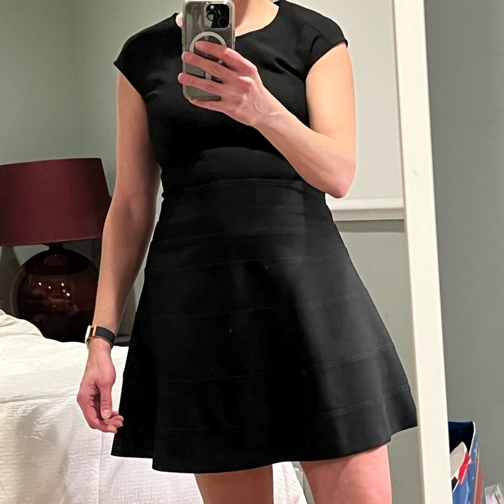 Diane Von Furstenberg black dress size 8